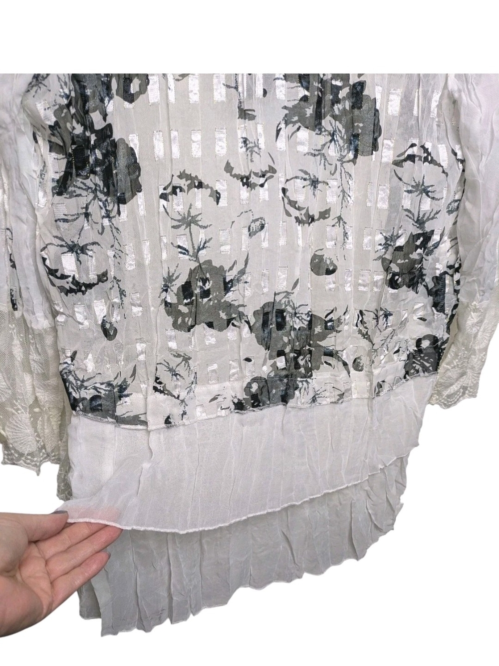 Alberto Makali Lightweight White Black Floral Lace Kimono Cardigan - Picture 10 of 12